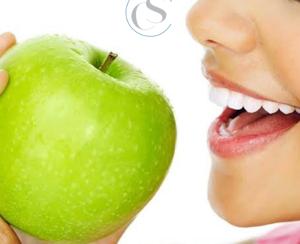 alimentos para blanquear los dientes